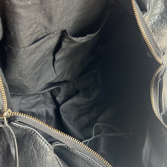 AVAROSE Unique Elegant Black Leather shoulder bag - Picture 12 of 12